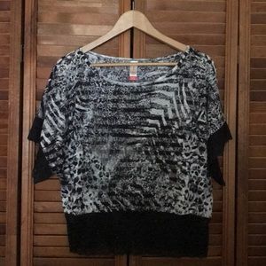 No boundaries Summer blouse